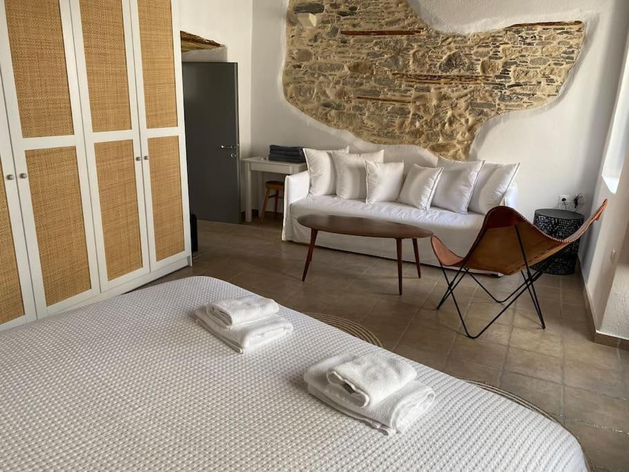 Venghera Naousa Apartment In The Heart Of Naousa Exterior photo